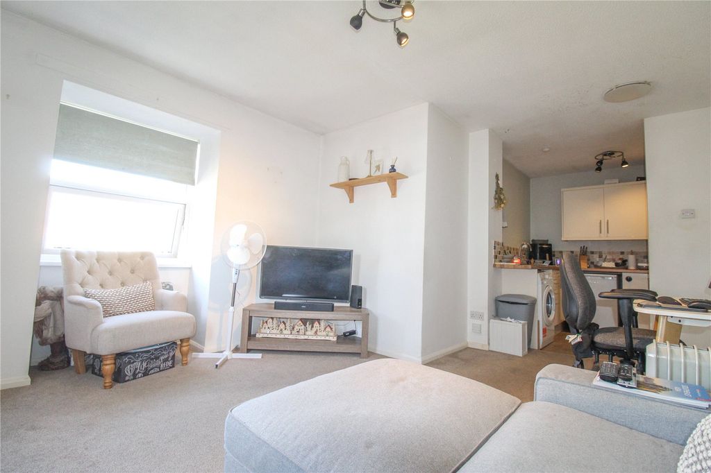 Property photo 3 of 9 Picture No. 06
