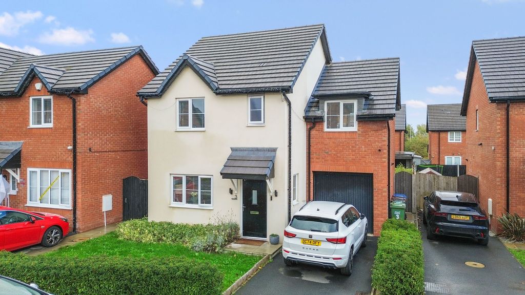 Property photo 1 of 27