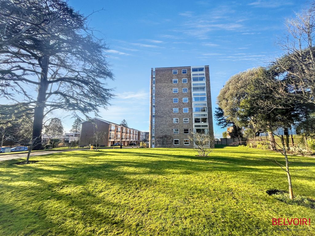 Property photo 1 of 25