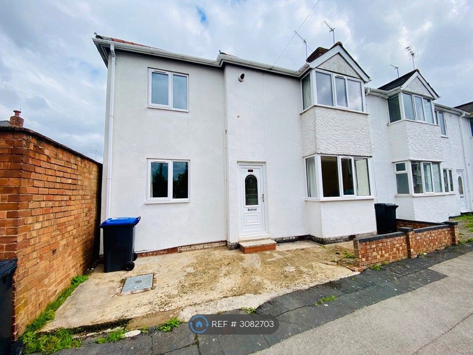 Property photo 2 of 22