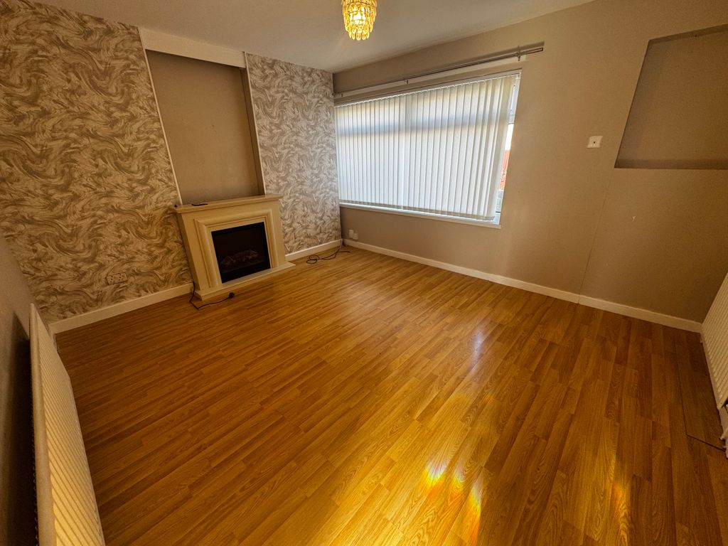 Property photo 2 of 9 Living Room