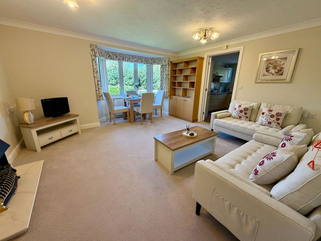 Property photo 2 of 15