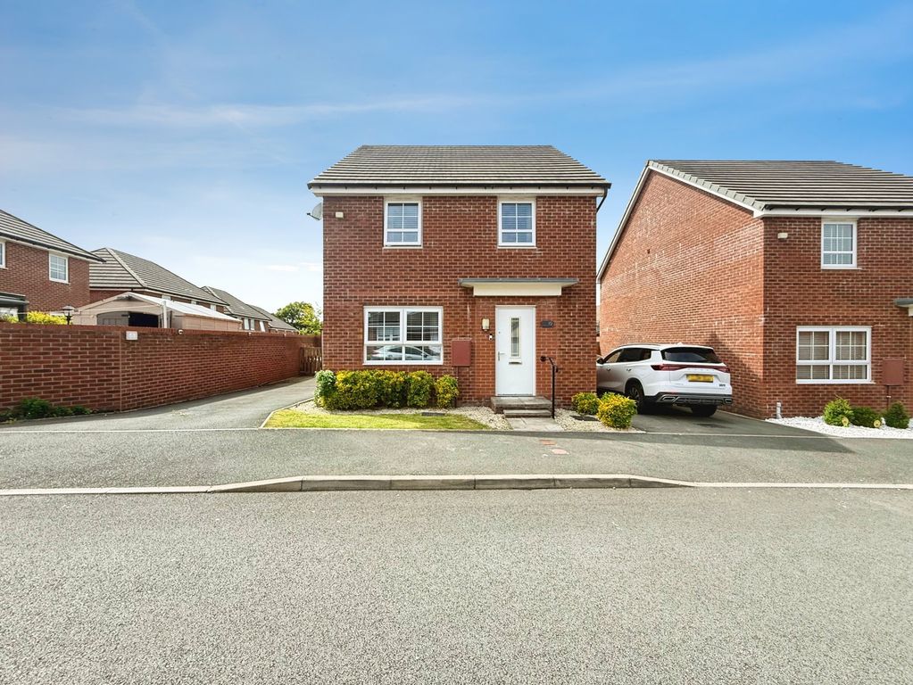 Property photo 2 of 31
