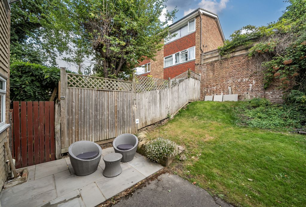 Property photo 3 of 11 1343701-1-68B1d5F...