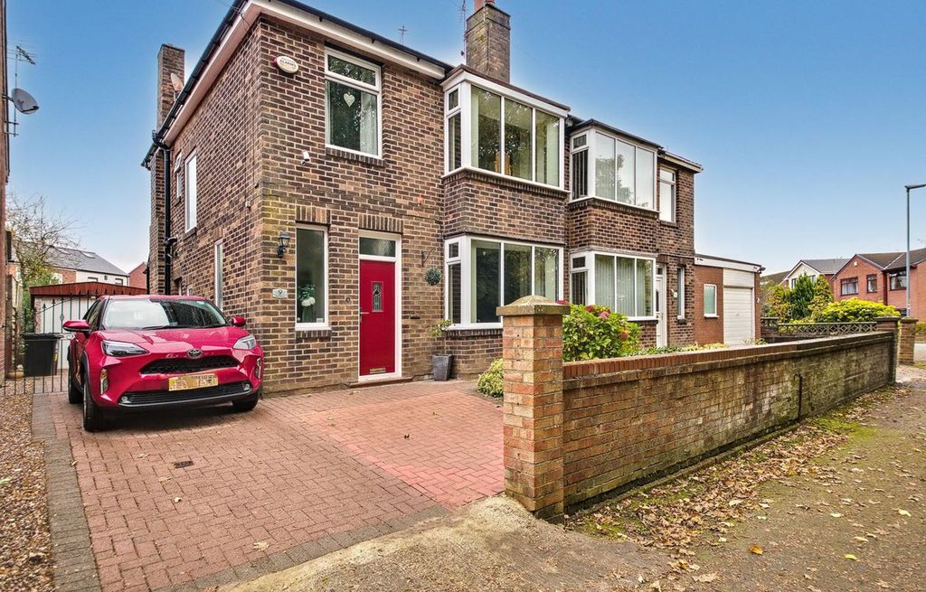 Property photo 1 of 21