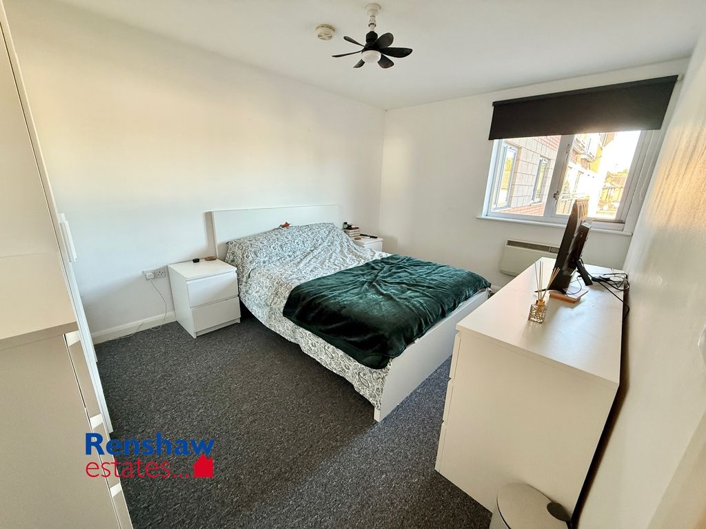 Property photo 3 of 13 B1