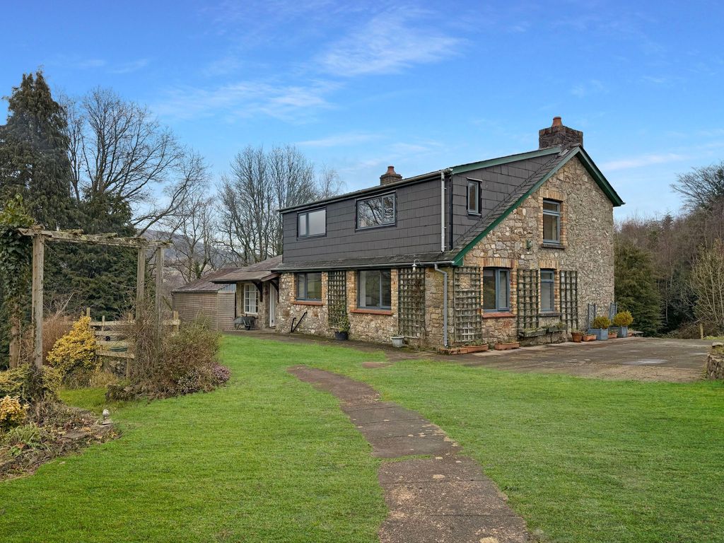 Property photo 1 of 60