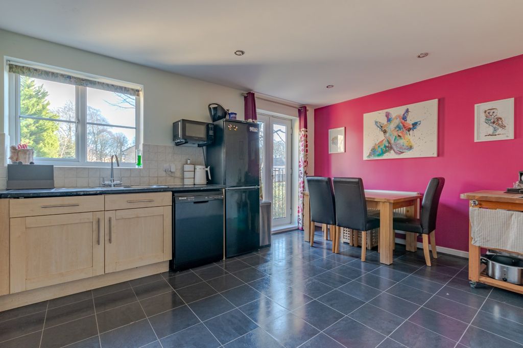 Property photo 3 of 16 Picture No. 03