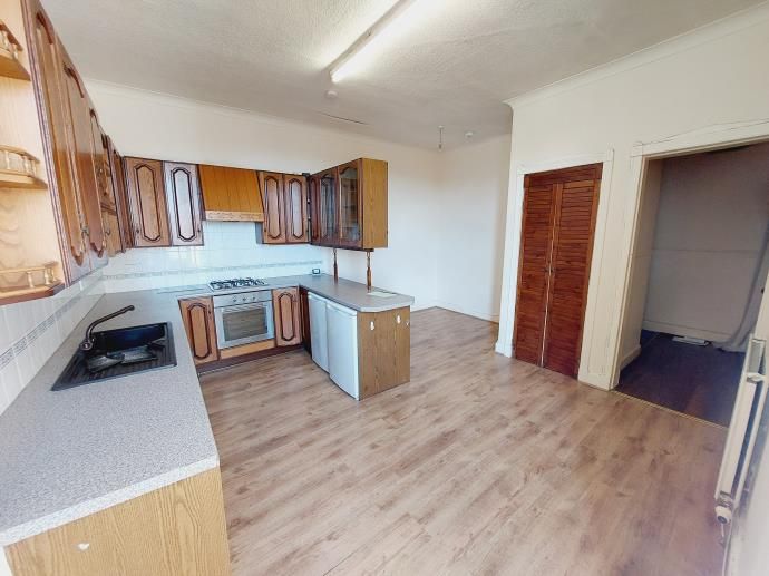 Property photo 2 of 6 Kitchen Diner