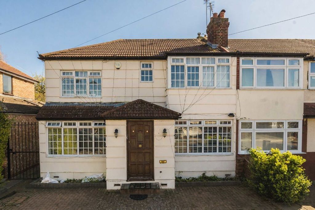 Property photo 1 of 5