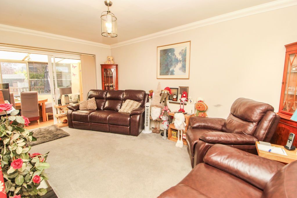 Property photo 3 of 15 Living Room