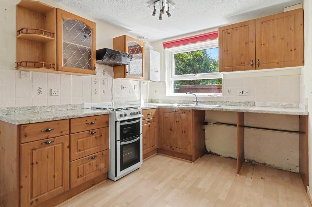 Property photo 2 of 10 2 - Picture No. 07