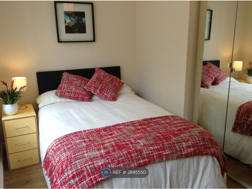 Property photo 3 of 12 Bedroom 3