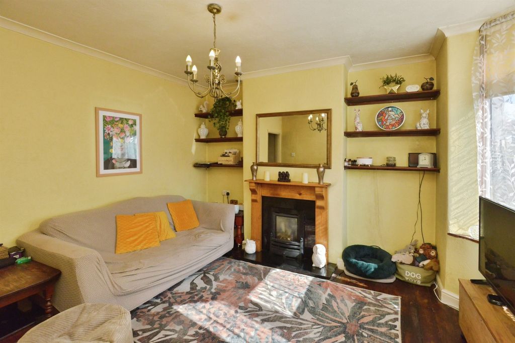 Property photo 3 of 17