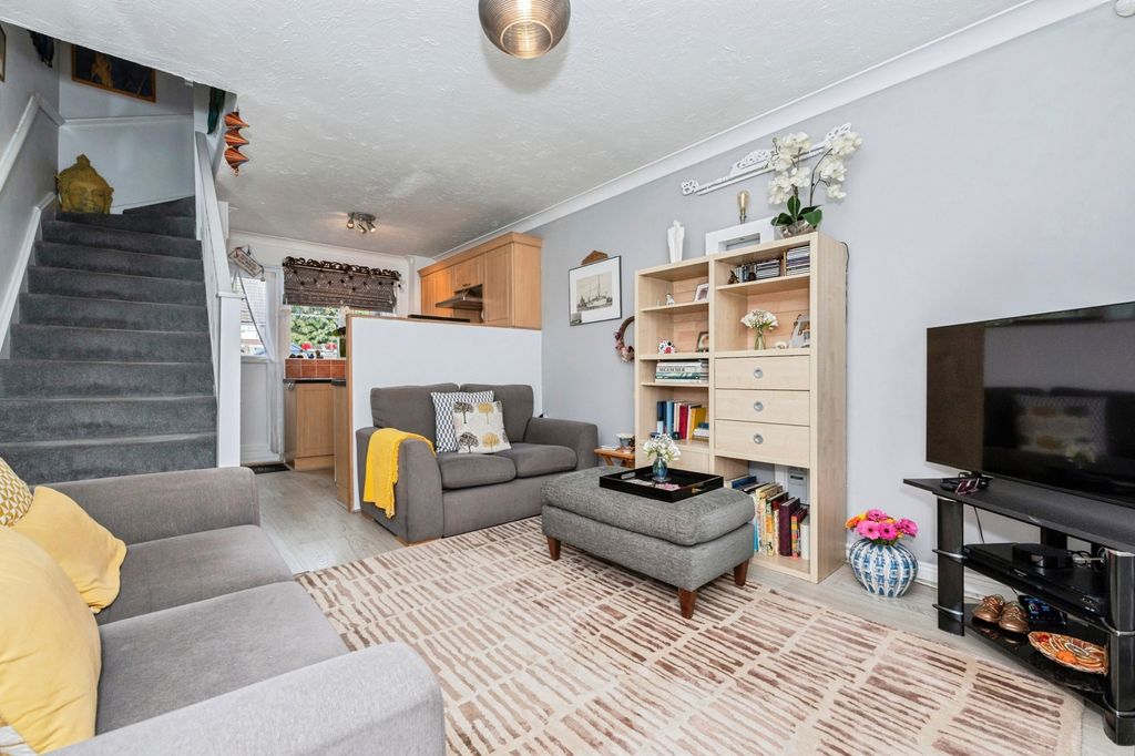 Property photo 3 of 14 Pbox-Img.Jpg