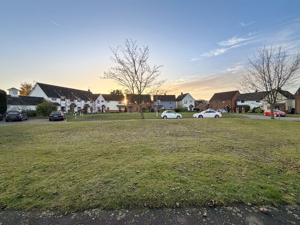 Property photo 2 of 12