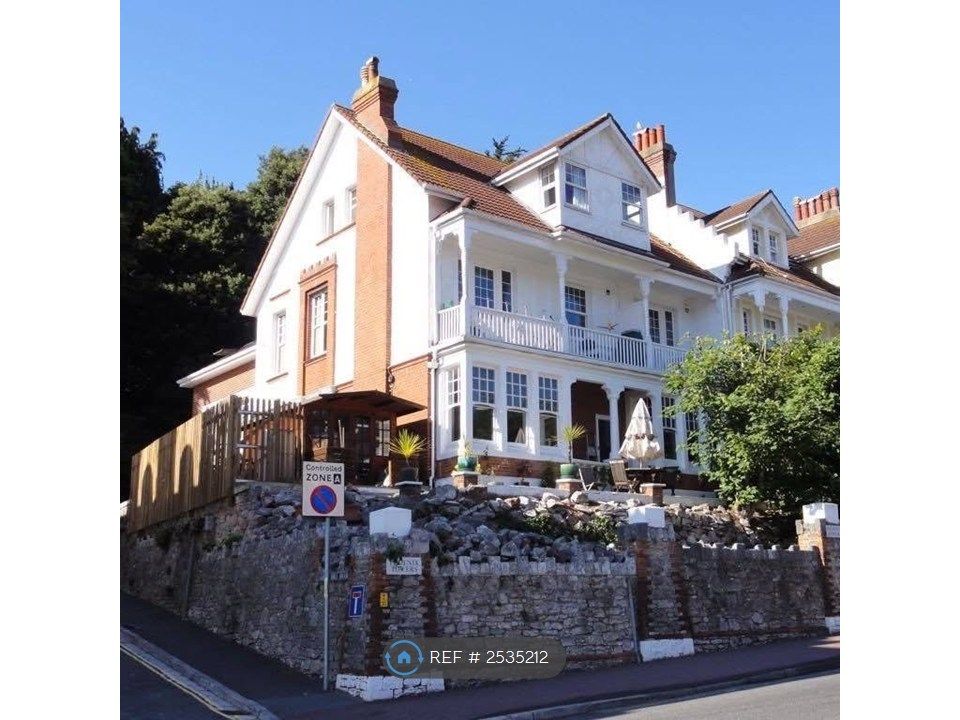 Property photo 3 of 3