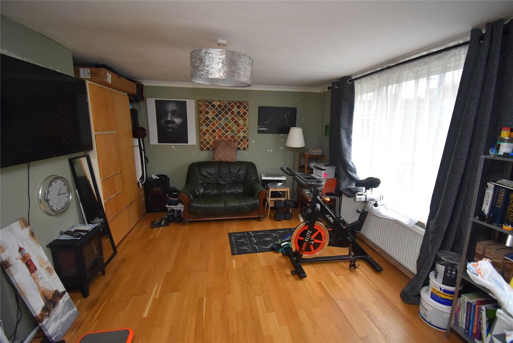 Property photo 2 of 11 Picture No. 01