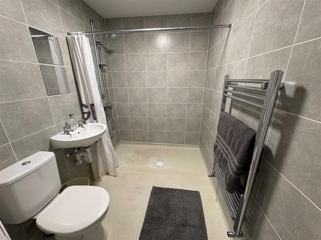 Additional image 20 of 4 bed detached house for saleCornmill Lane, Liversedge WF15
