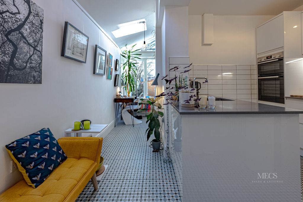 Property photo 3 of 30 1293104