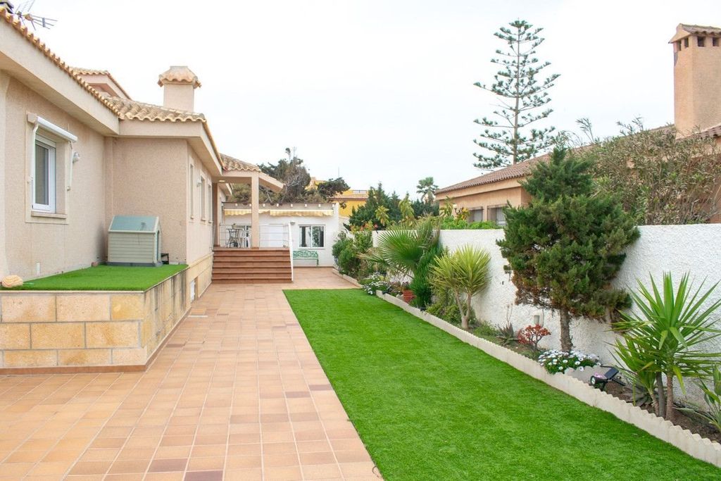 Property photo 3 of 50