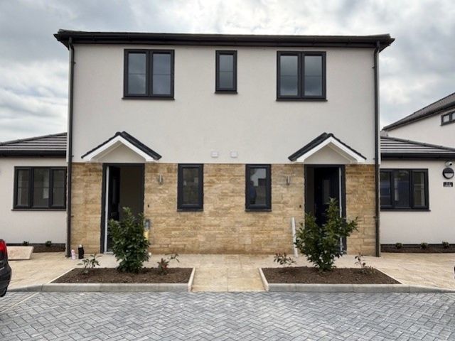 Property photo 1 of 1 Front Of Flats