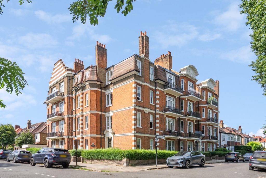 Property photo 2 of 12 15.Jpg