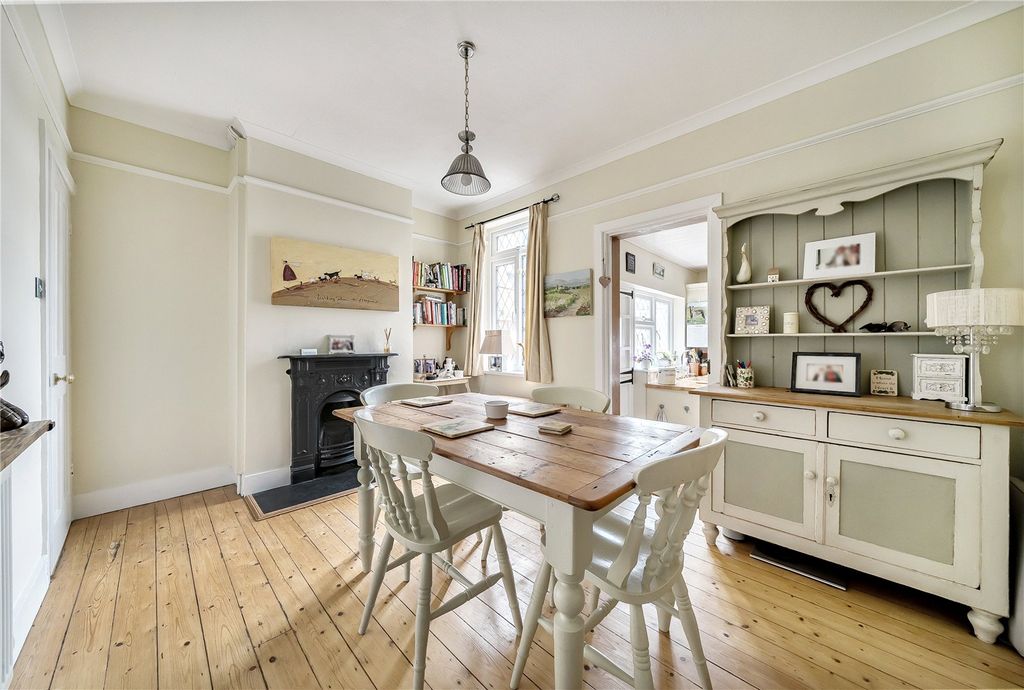 Property photo 3 of 11 Picture No. 06