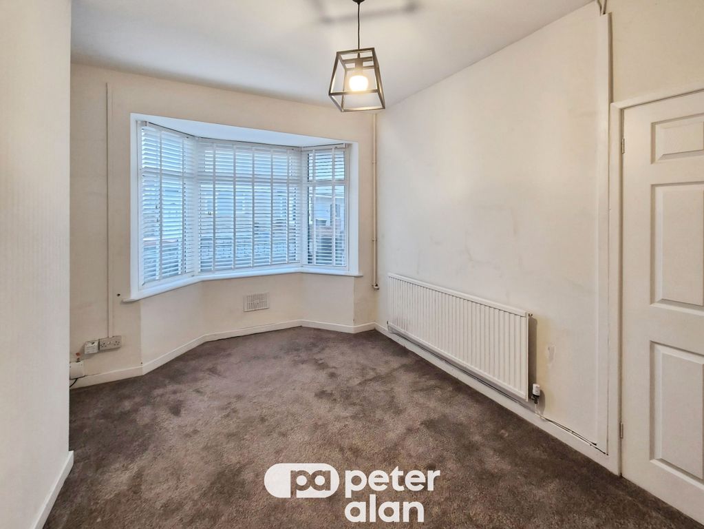 Property photo 2 of 14 Image