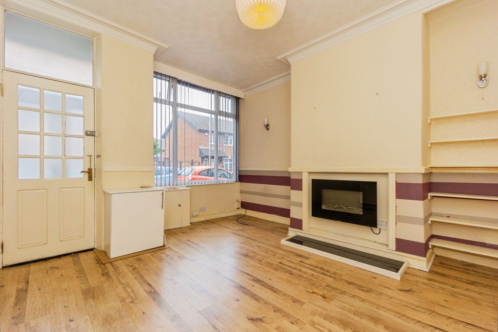 Property photo 3 of 15