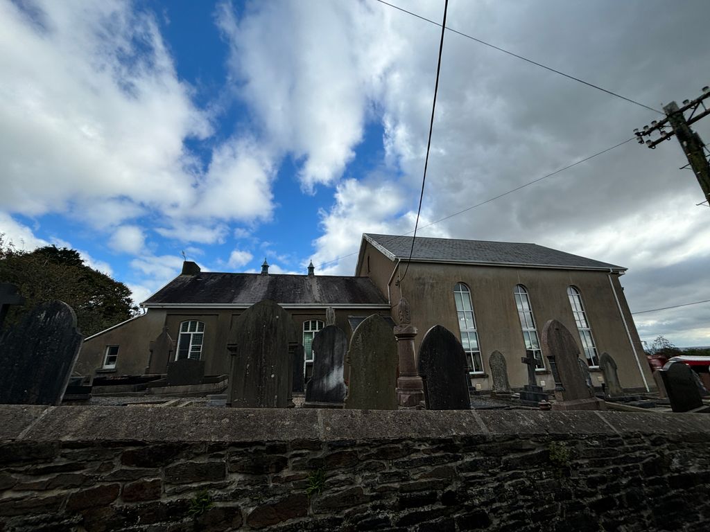 Property photo 2 of 7