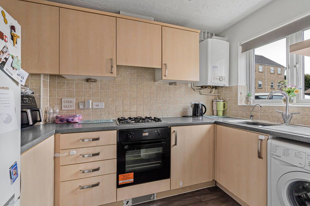 Property photo 2 of 15