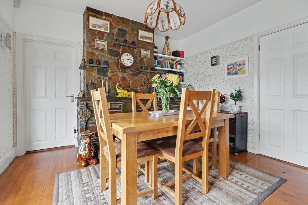 Property photo 3 of 15 3 - Picture No. 07