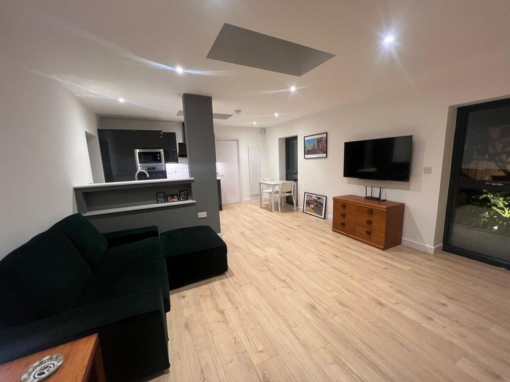 Property photo 3 of 7 Image3.Jpeg