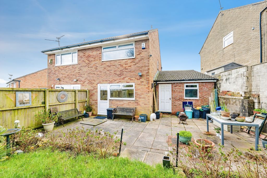 Property photo 2 of 15