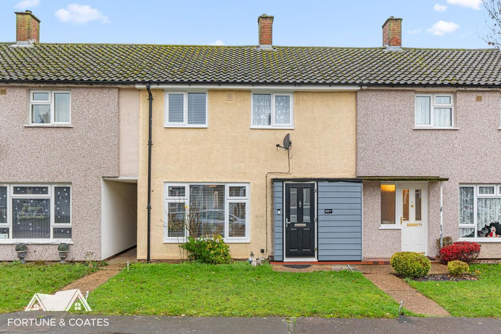 Property photo 1 of 18 Vicaragewood_18.Jpg