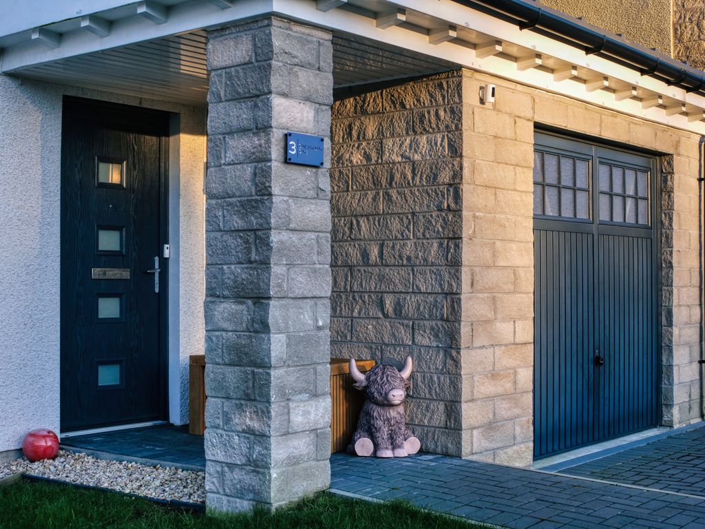 Property photo 2 of 23 Exterior