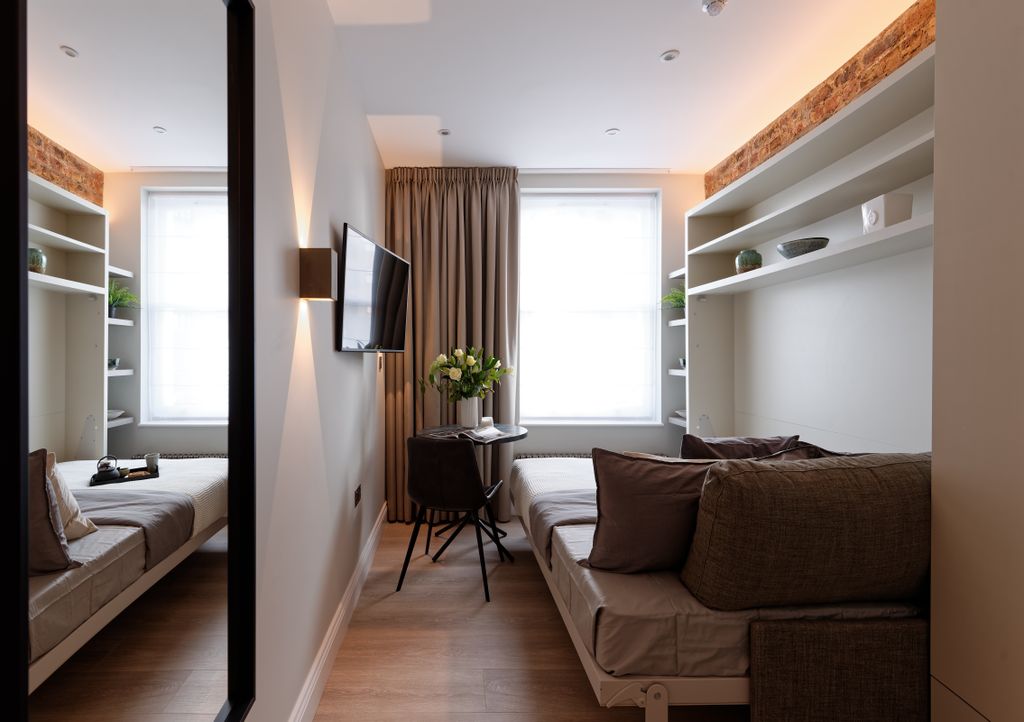 Property photo 3 of 7