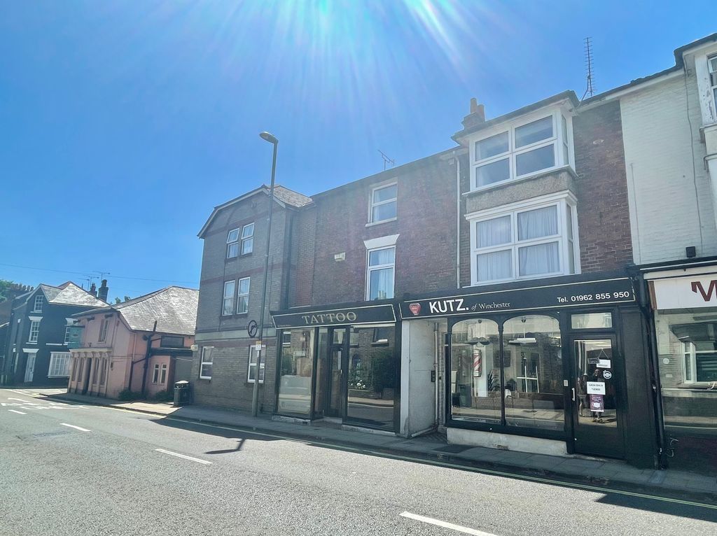 Property photo 1 of 6