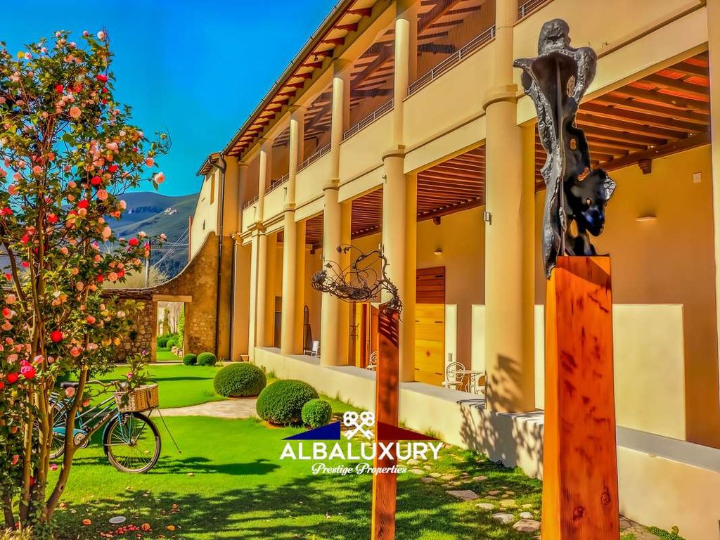 Property photo 2 of 43