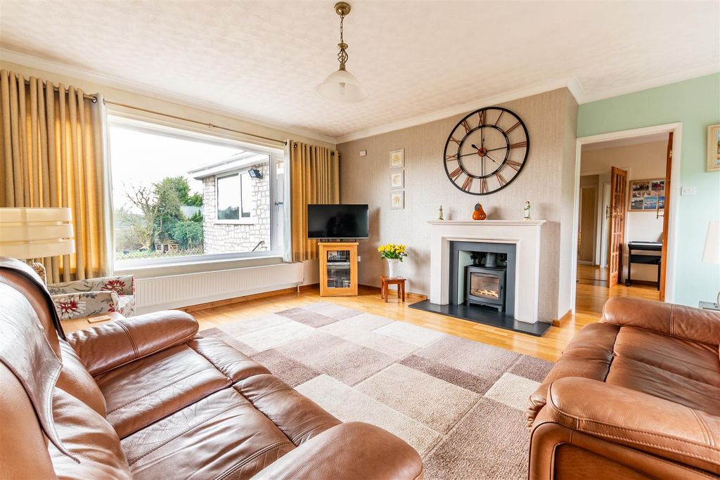 Property photo 2 of 20 Dsc_1936-Hdr.Jpg