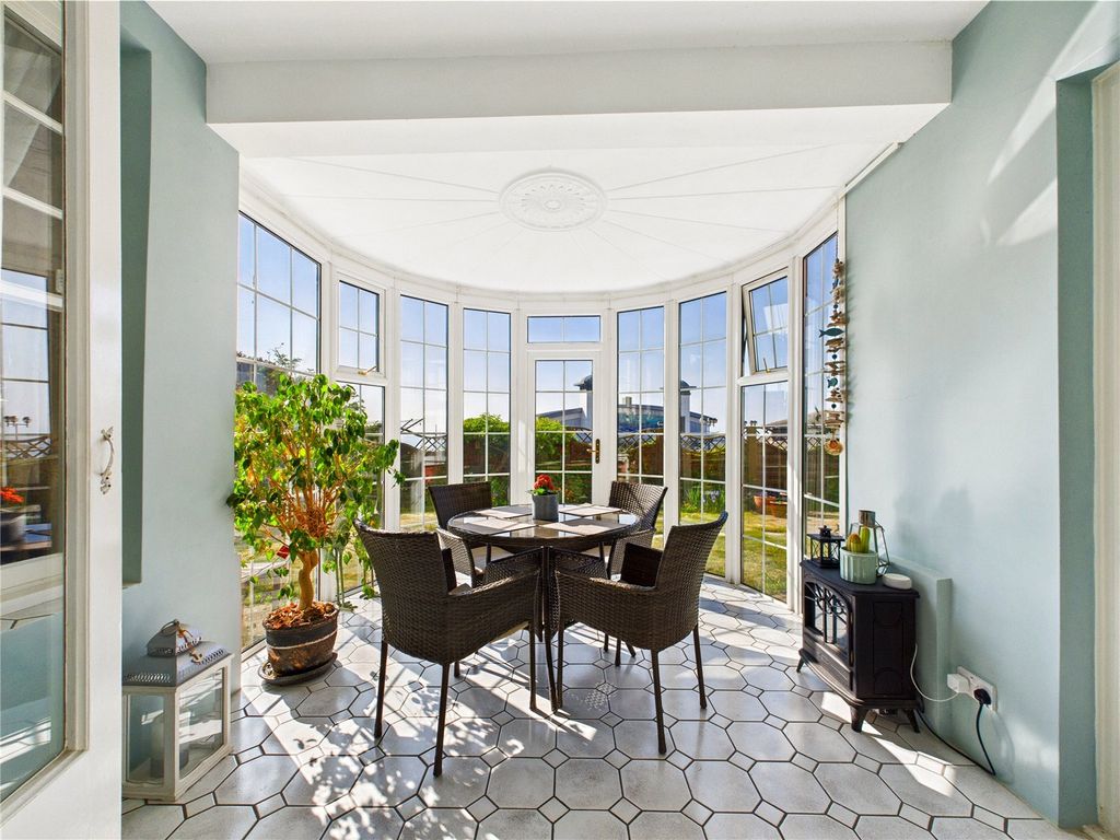 Property photo 2 of 28 Picture 2