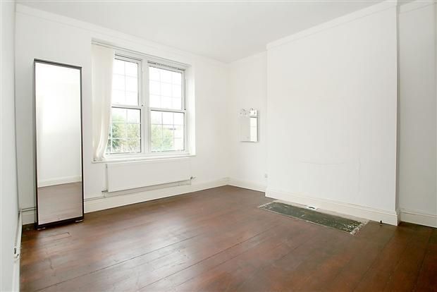 Property photo 2 of 5 11486_0276_Fjl027604171_Img_05_0000