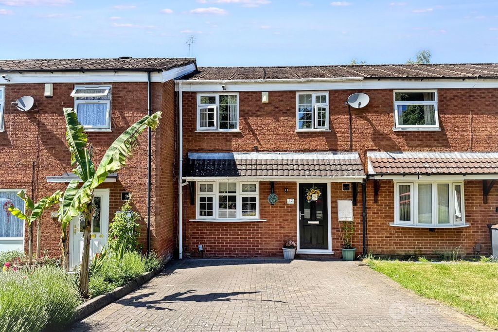 Property photo 1 of 15 5162381