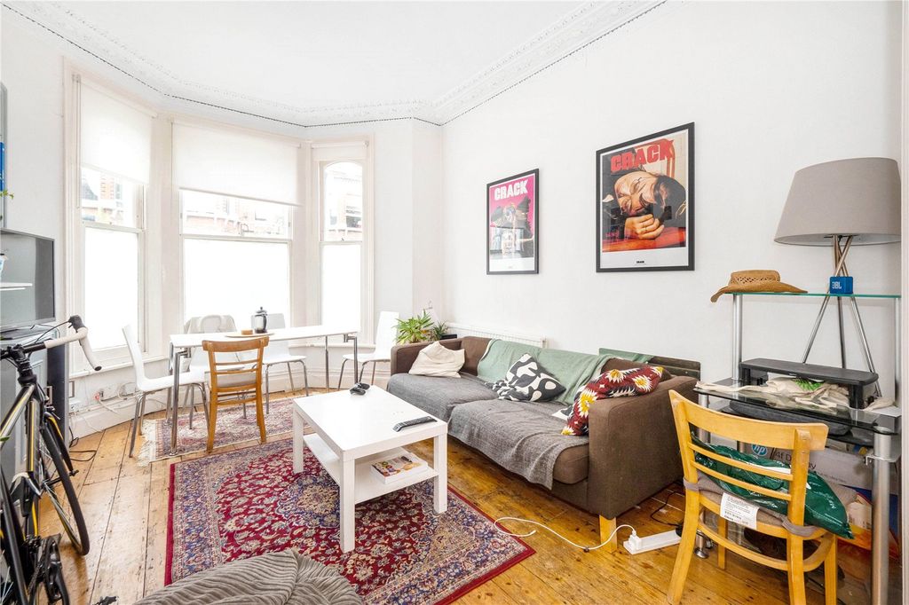 Property photo 2 of 14 Picture No. 13