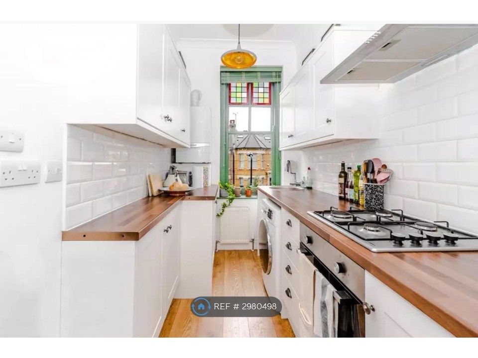 Property photo 2 of 14 Kitchen