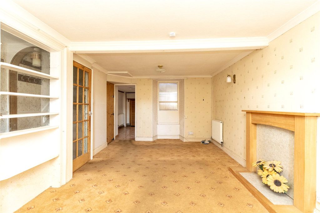 Property photo 3 of 16 Picture No. 06