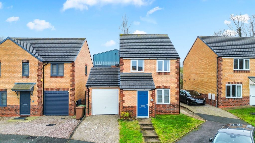 Property photo 1 of 22