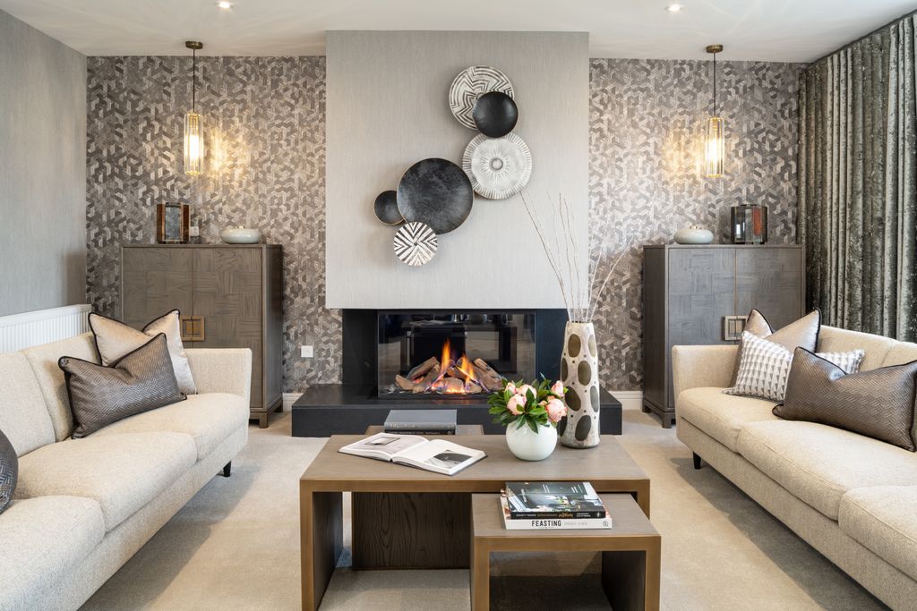 Property photo 2 of 13 Cornhill Village, Hamilton