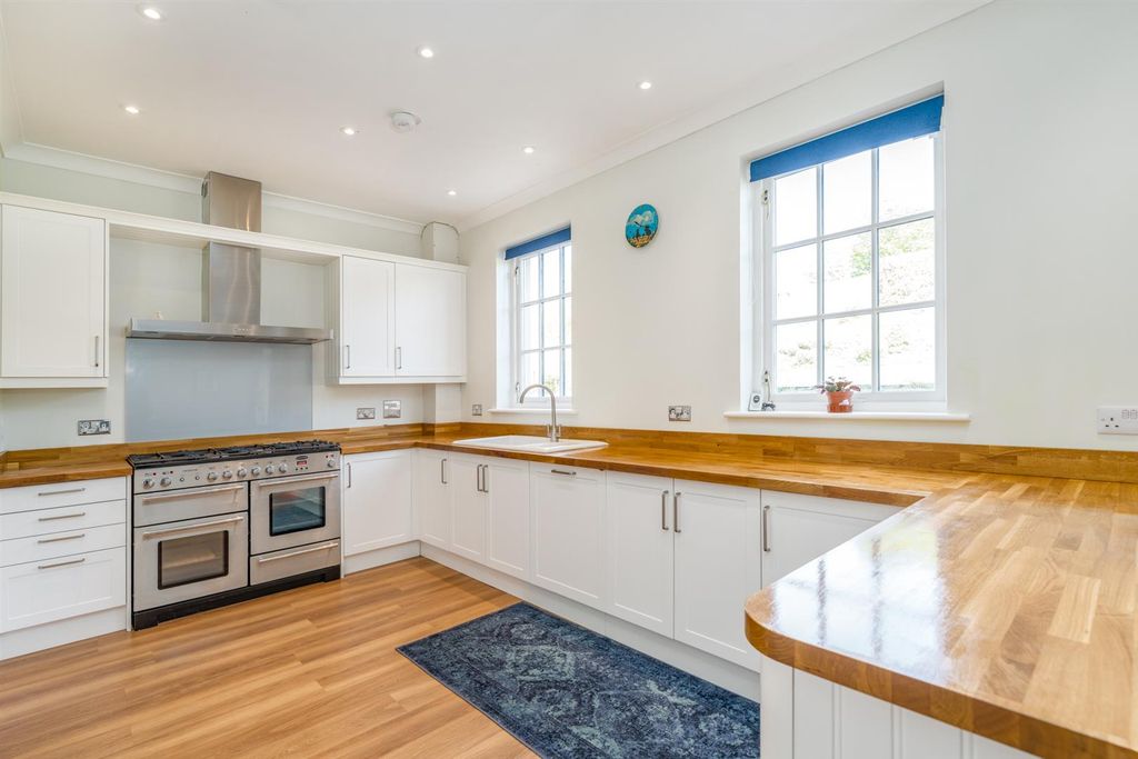 Property photo 2 of 38 38_Bowmont_Court_Heiton-9.Jpg